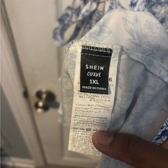 SHEIN Blue Floral Curve Dress - Picture 4 of 4